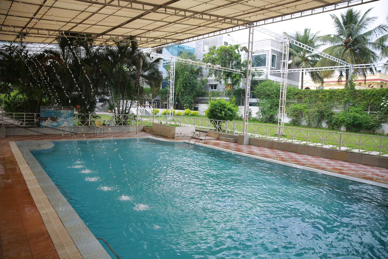 Lokis Forest Inn Hyderabad Luaran gambar